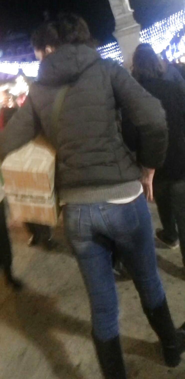 20P Spy night sexy ass romanian