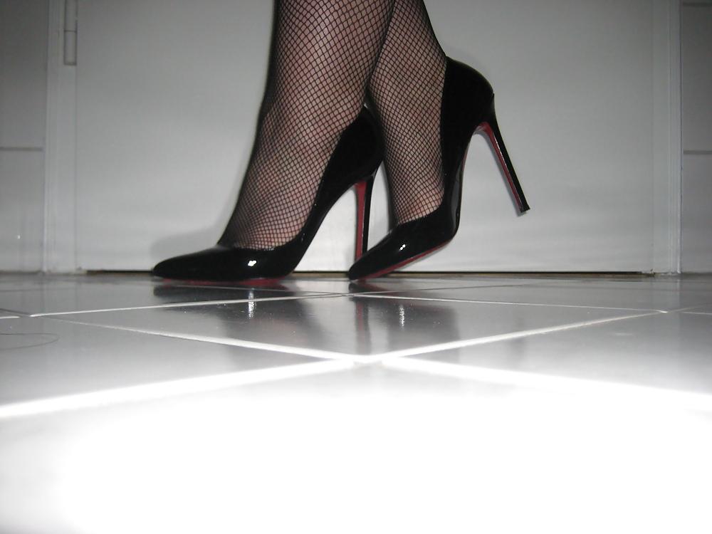 9P HH-Lovers Jules hottest Heels!
