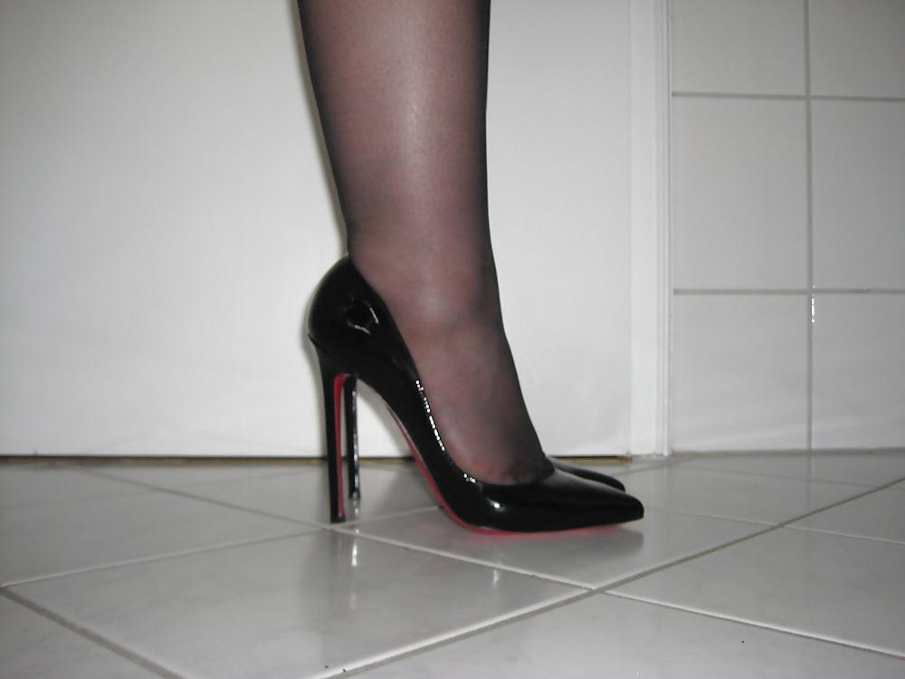9P HH-Lovers Jules hottest Heels!