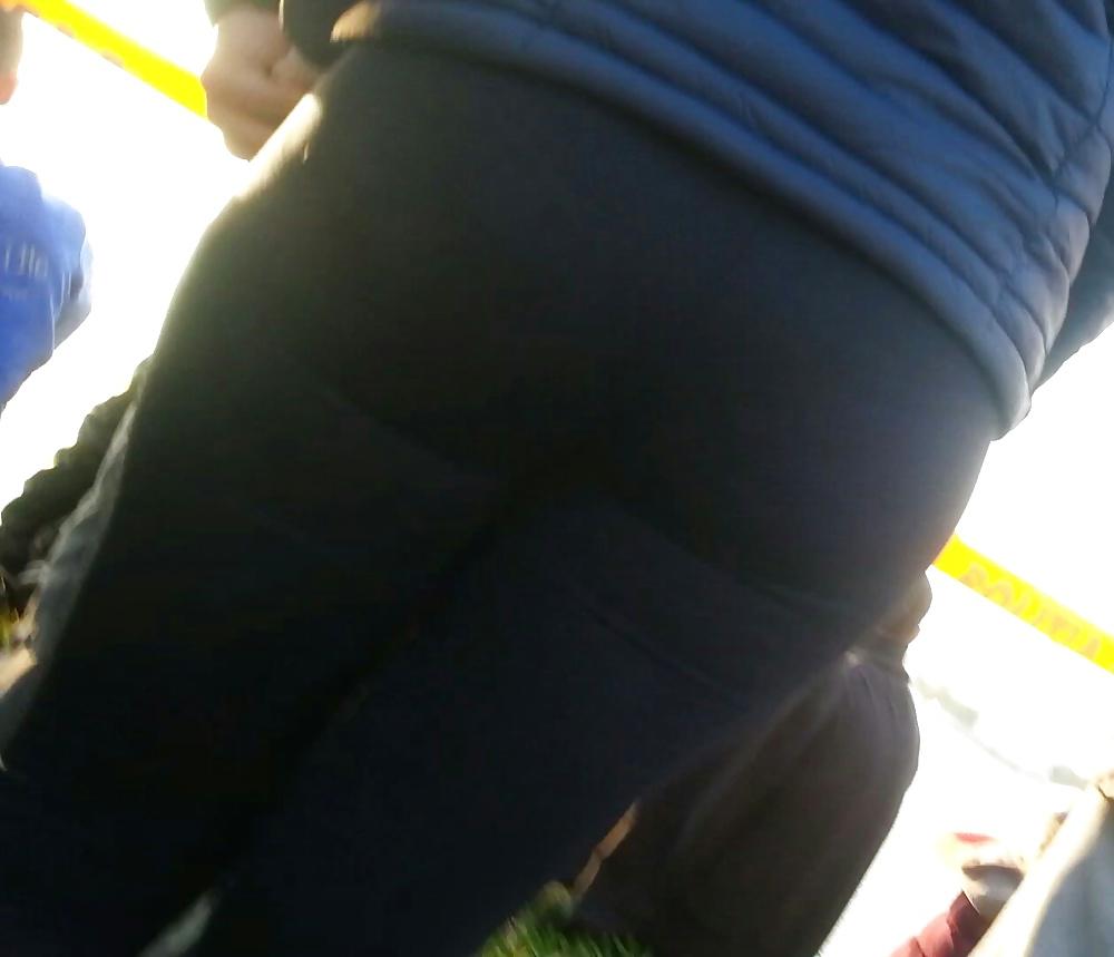 25P Spy leggigns, ass and feet sexy teens romanian