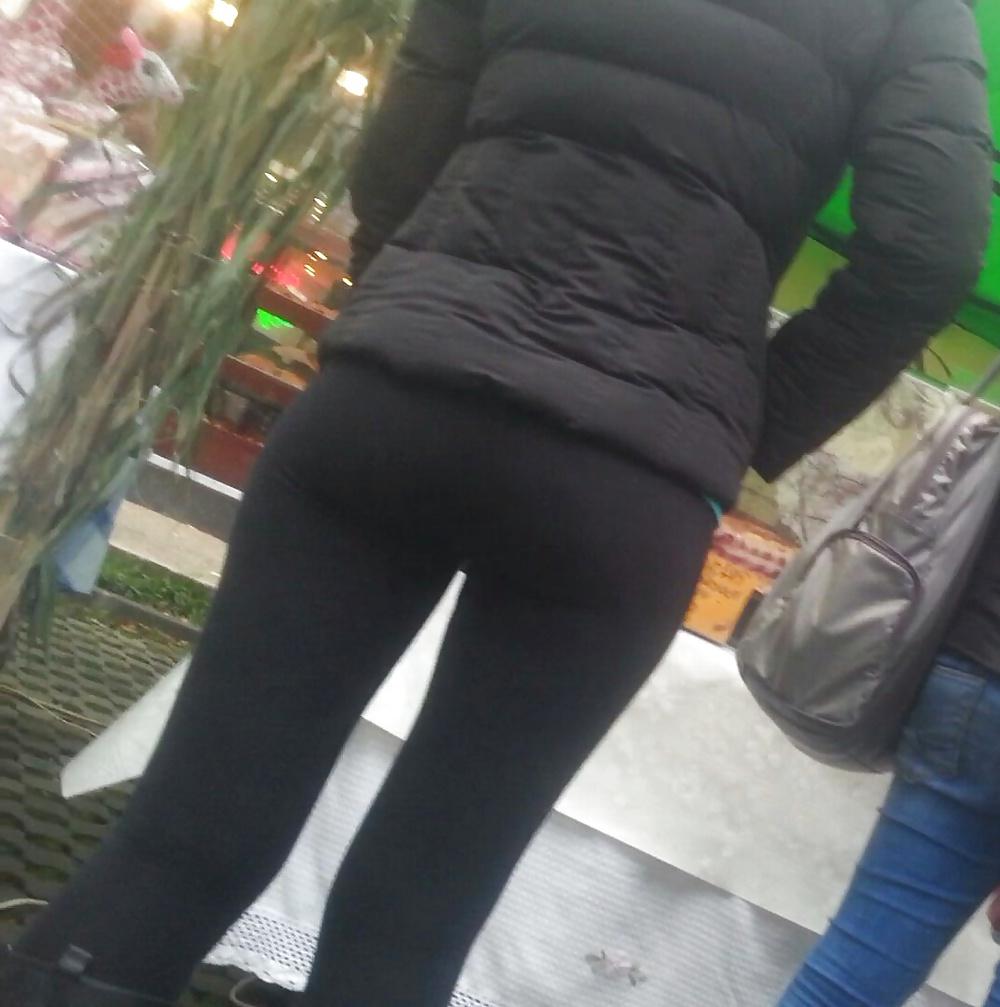 25P Spy leggigns, ass and feet sexy teens romanian