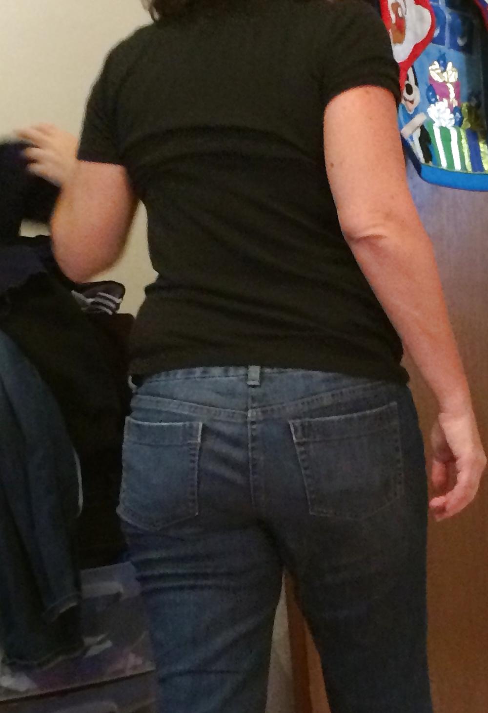 25P Voyeured wife 12282014