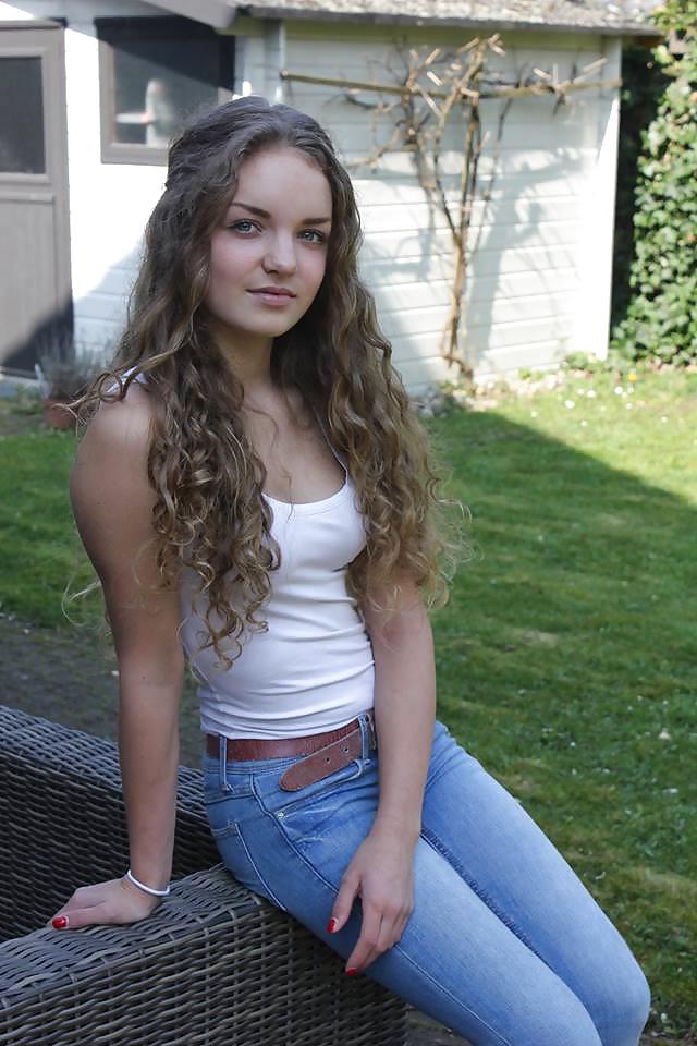 24P Dutch slut 99