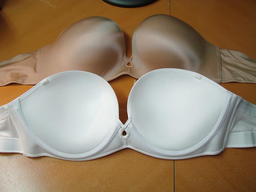 25P 38D Gf Bombshell kit with Strapless ones