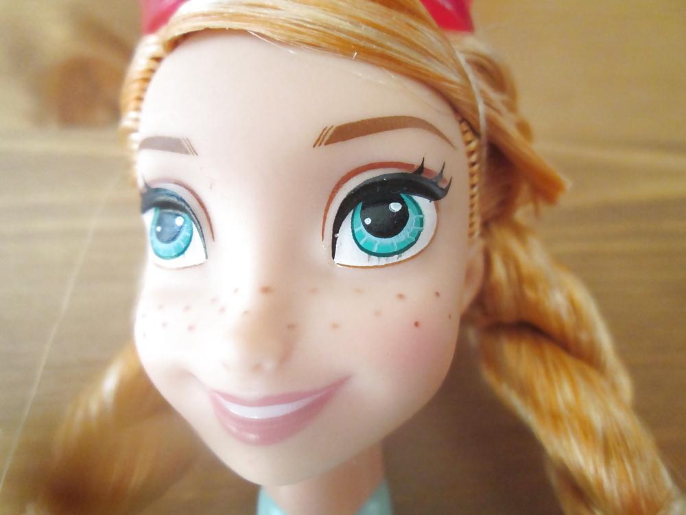 14P Anna doll cumshot