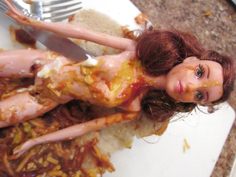 25P Belle doll midnight snack