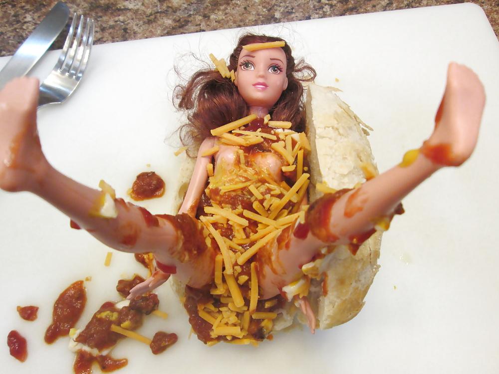 25P Belle doll midnight snack