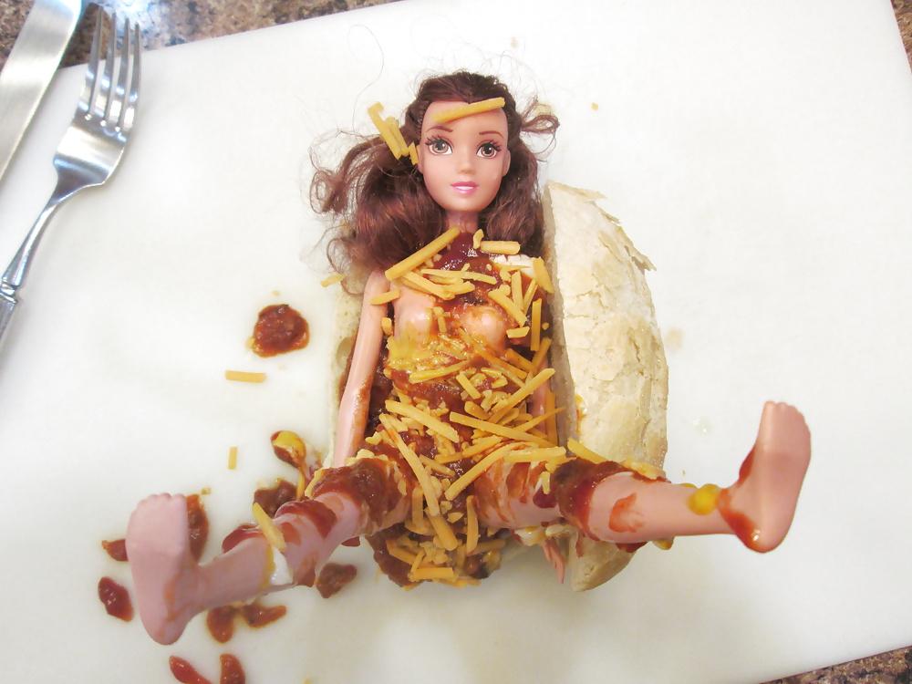 25P Belle doll midnight snack