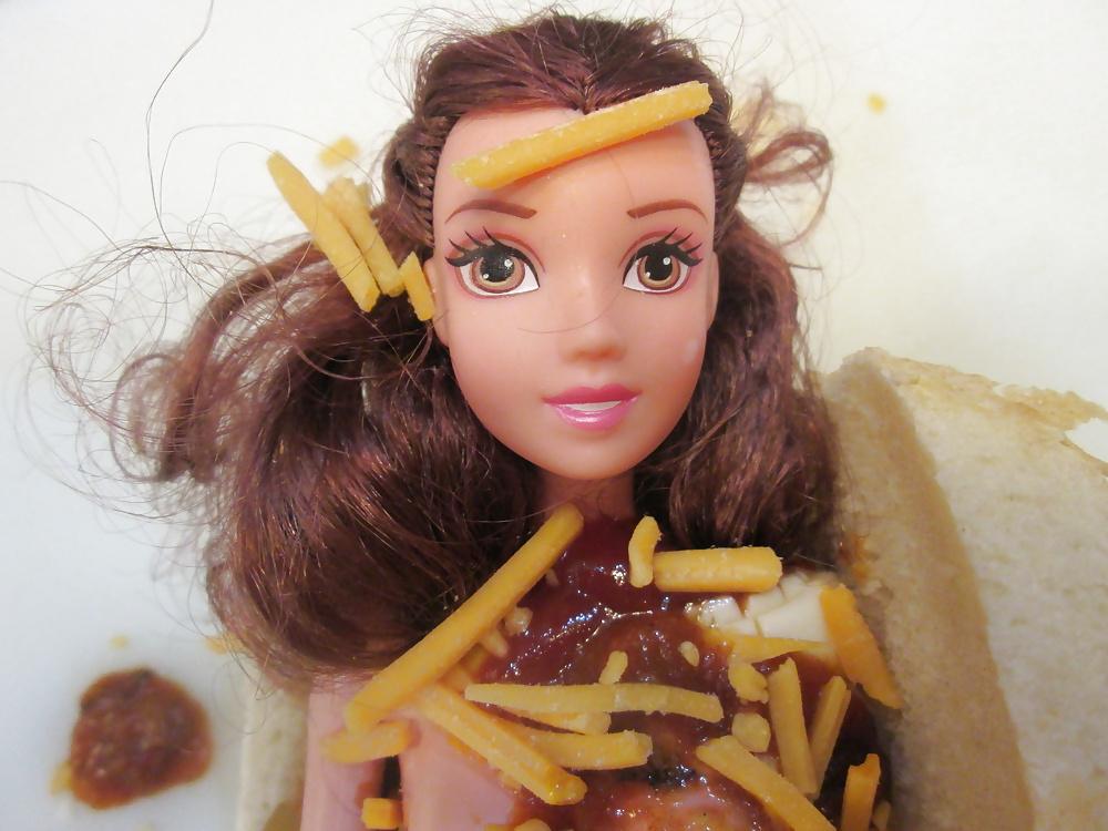 25P Belle doll midnight snack