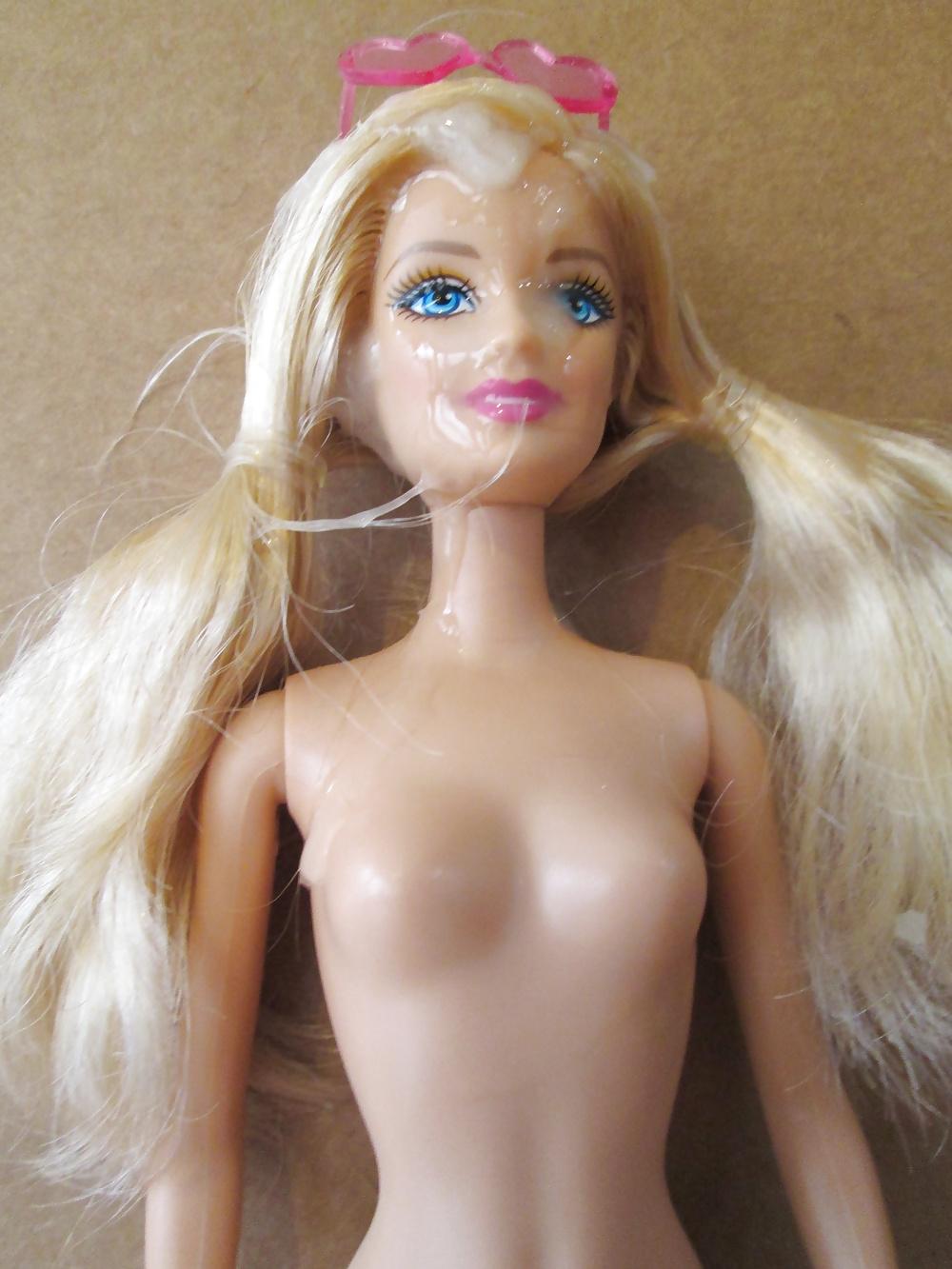 25P Blond bikini doll cumshot