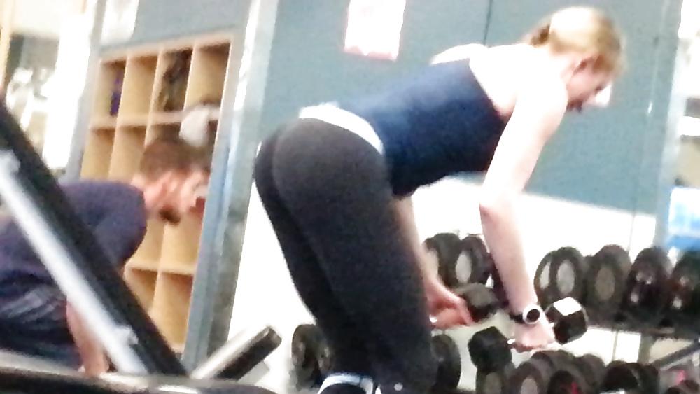7P Nice Ass in Tights OC