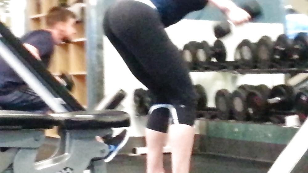7P Nice Ass in Tights OC
