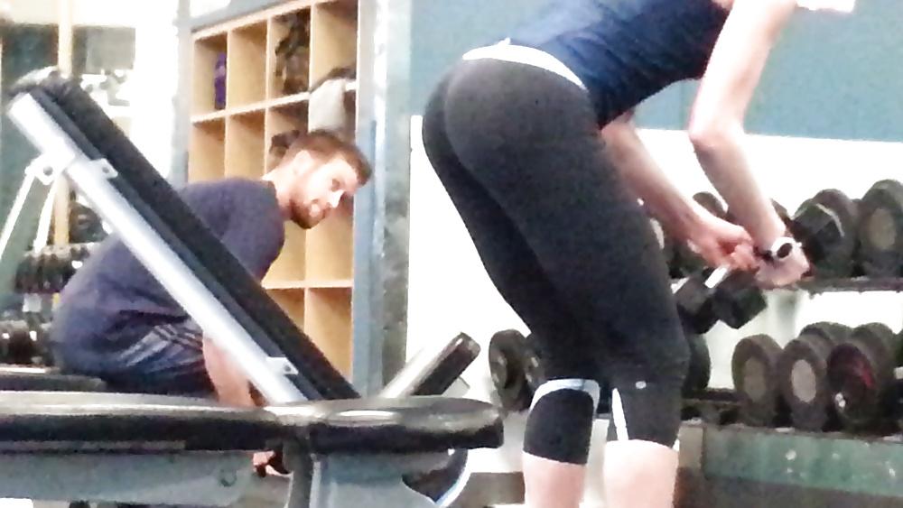 7P Nice Ass in Tights OC