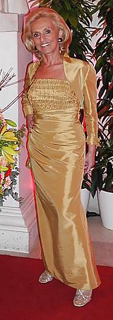 25P Sexy party granny 02
