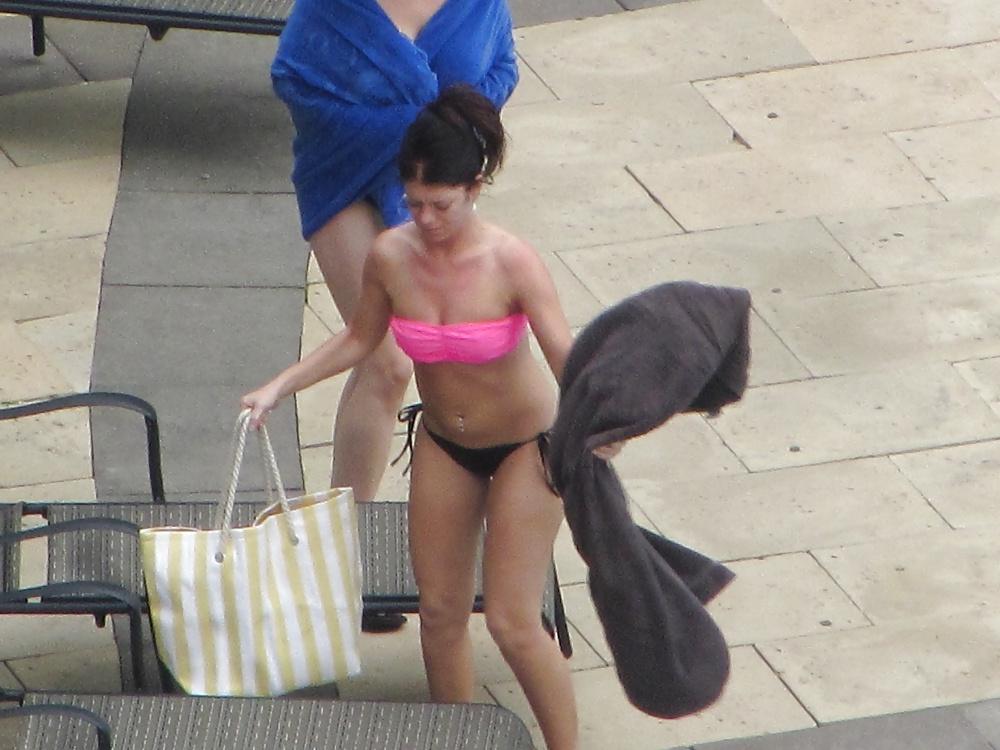 25P Cuties by the pool - Toronto Ontario Canada
