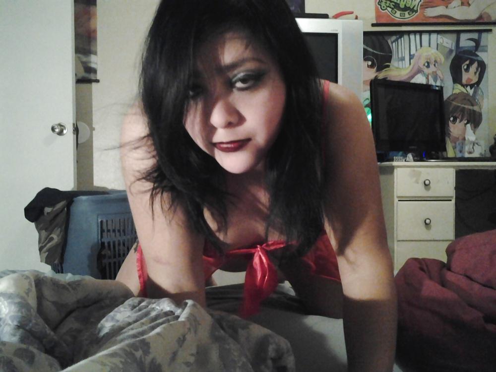 18P At home and horny