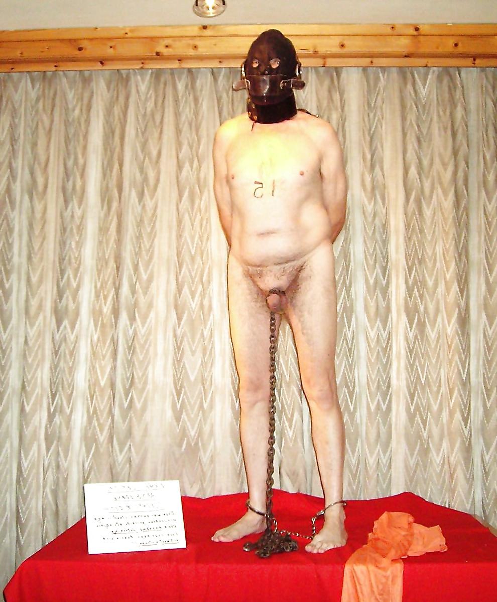11P Naked Male Slave Exposed