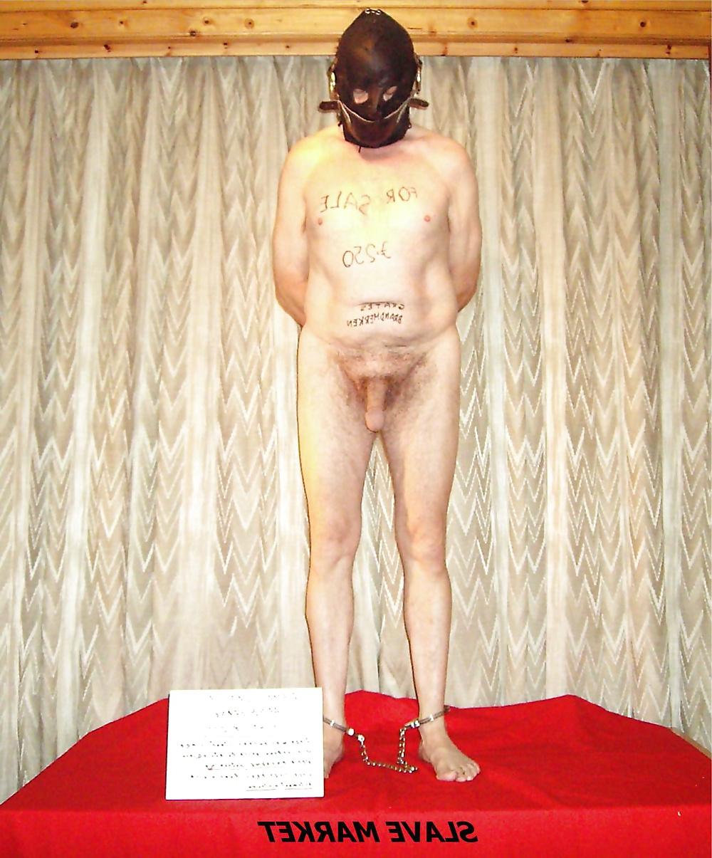 11P Naked Male Slave Exposed
