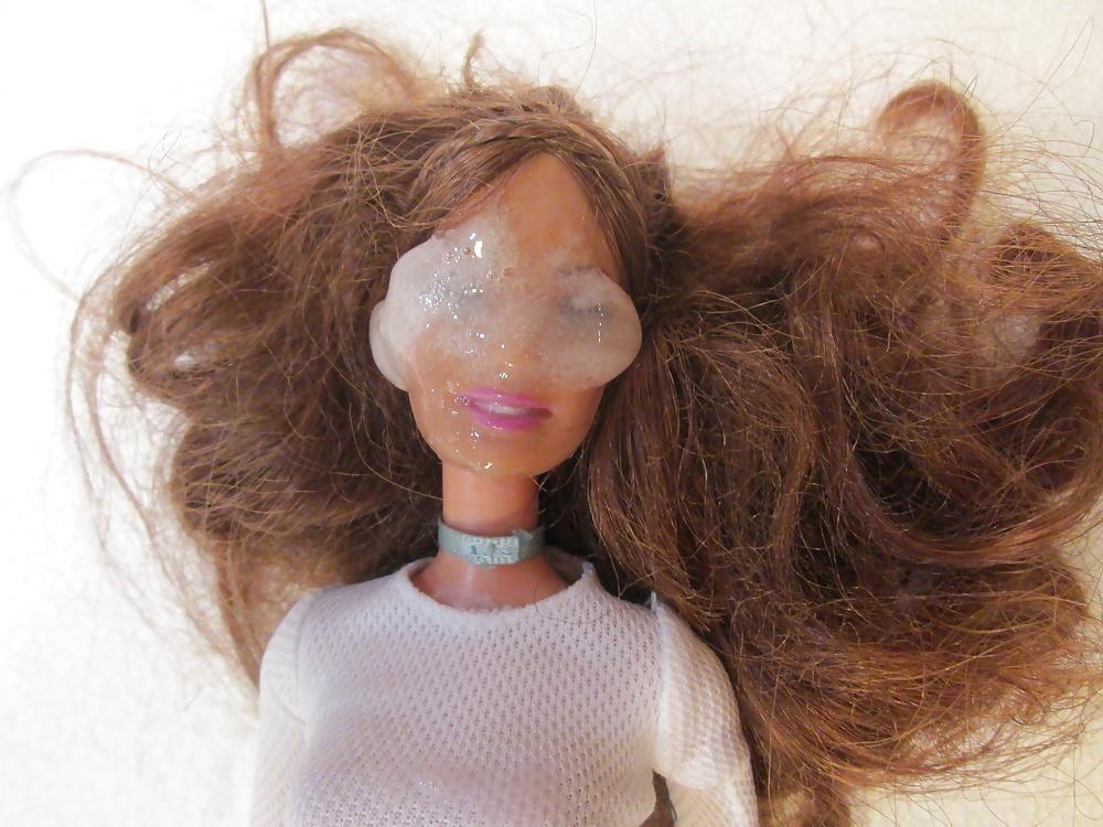 10P Brunette hottie doll facial