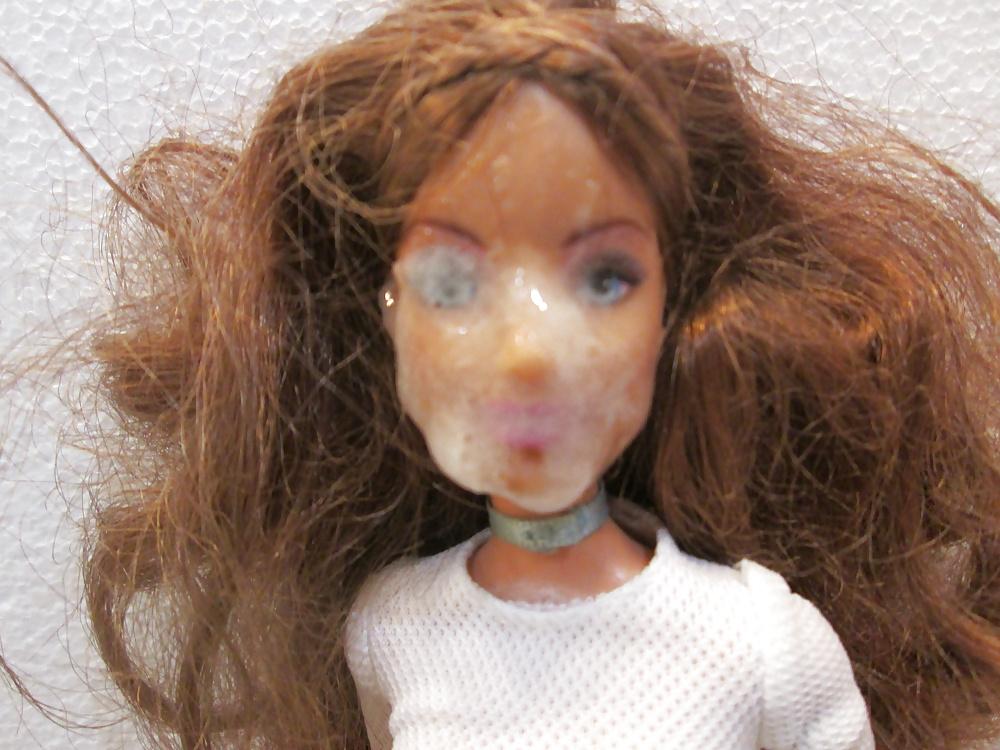 10P Brunette hottie doll facial