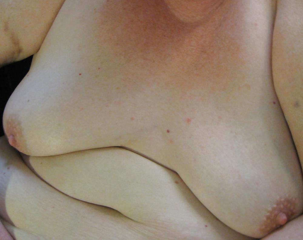 25P Floppy long saggy tits
