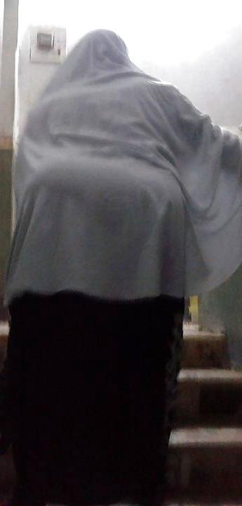 25P Hidden cams arab mom ass