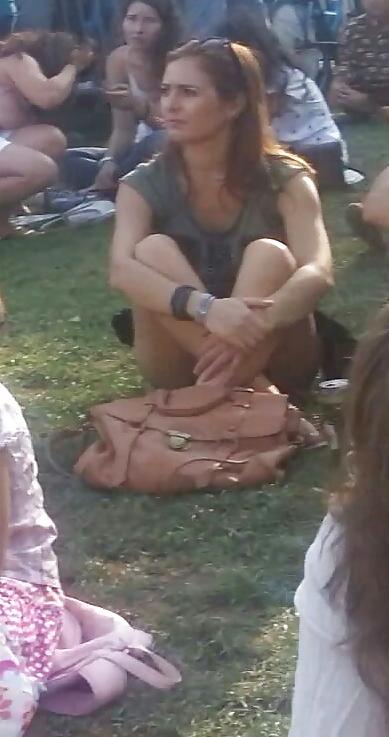 25P Spy sexy women in green grass romanian