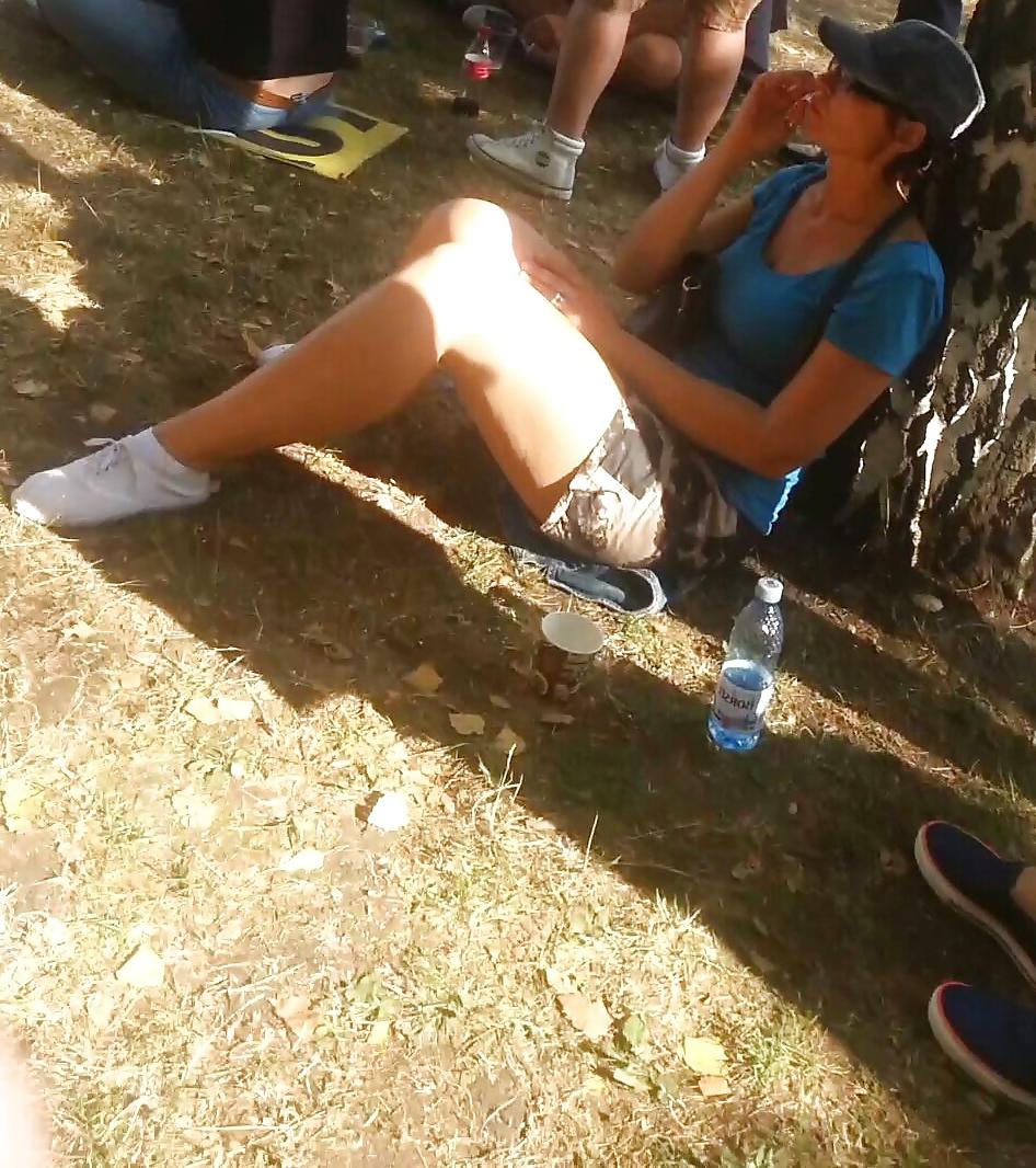 25P Spy sexy women in green grass romanian