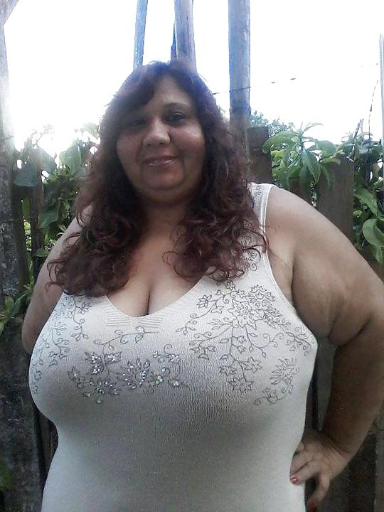 25P Monster tits