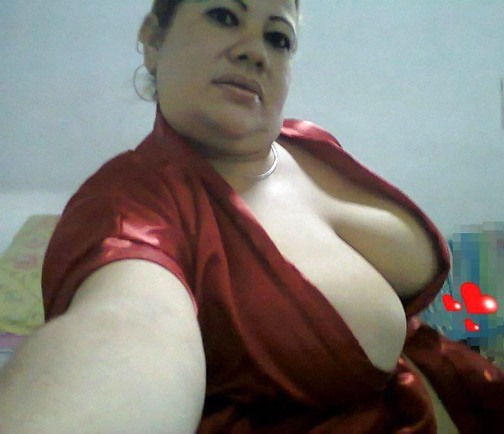 25P Monster tits