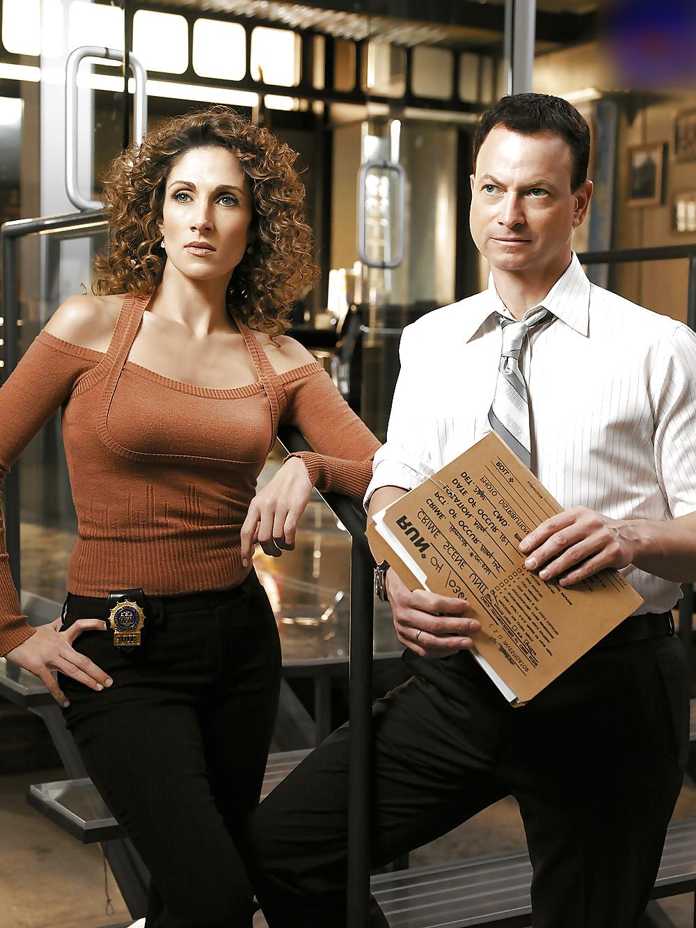 25P Melina Kanakaredes