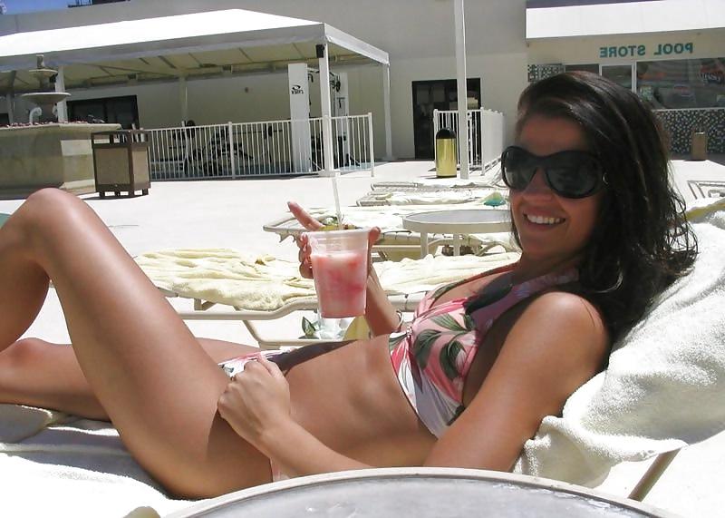 10P MILF on Holiday