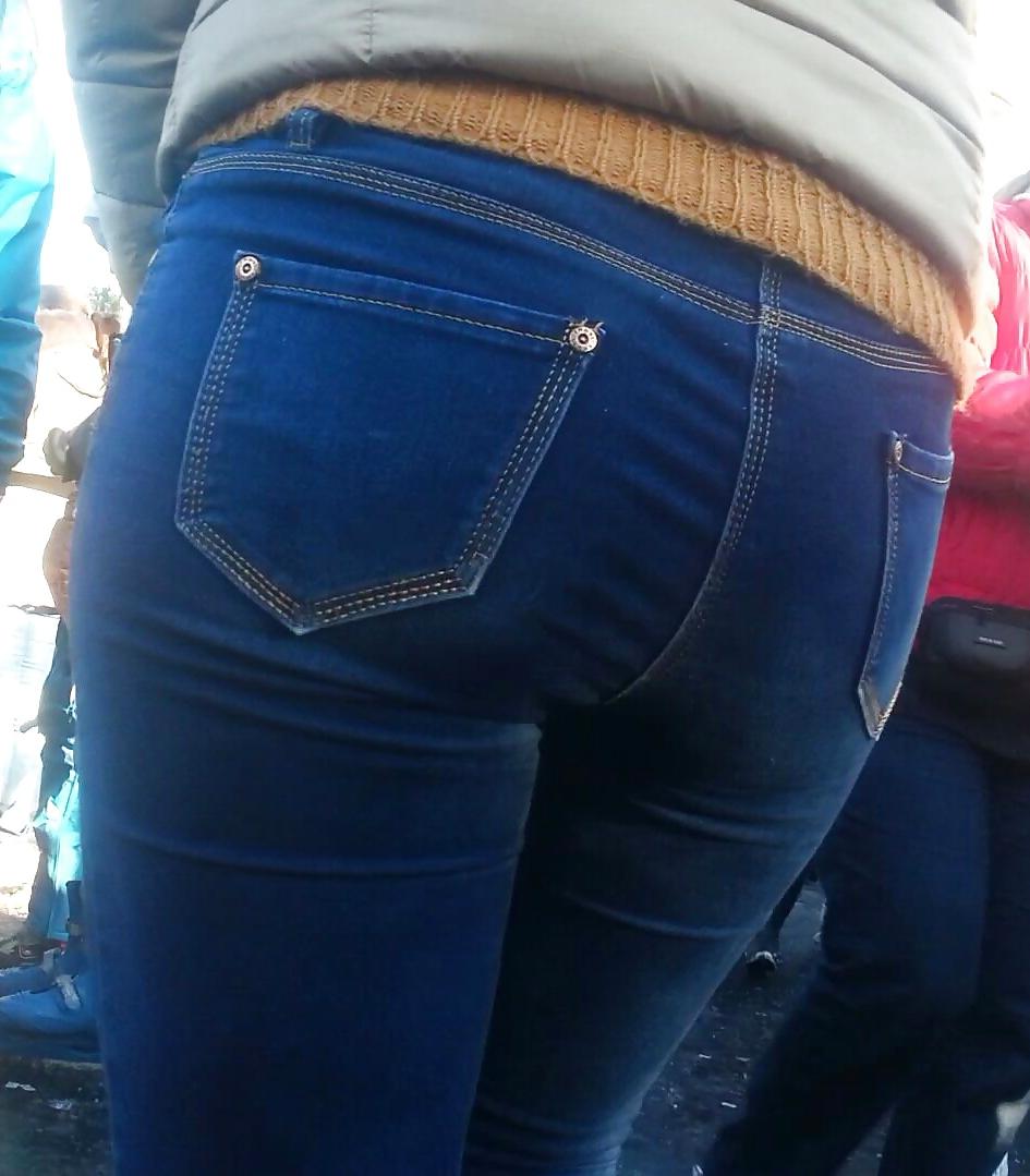 25P Spy sexy teens girls ass romanian