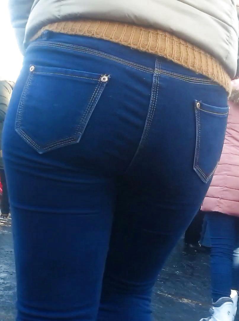 25P Spy sexy teens girls ass romanian