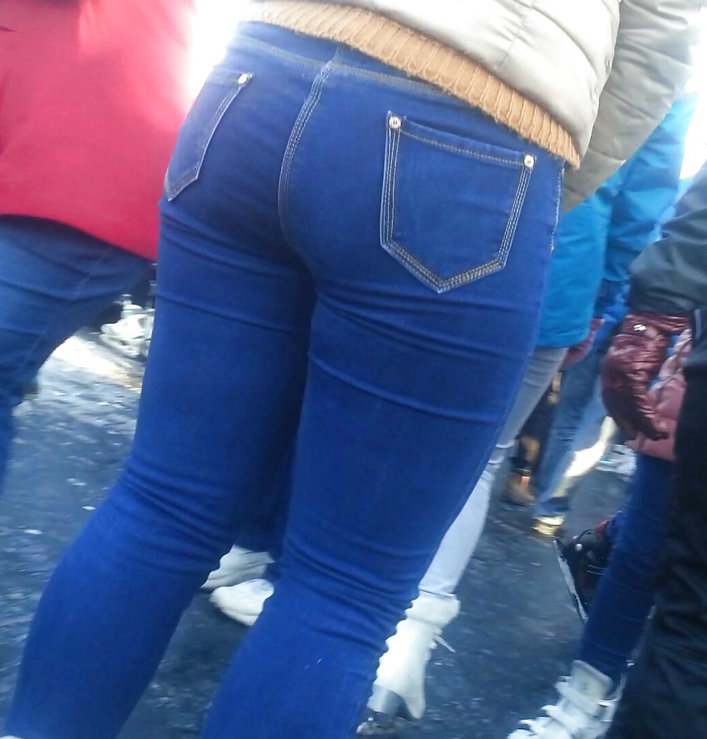 25P Spy sexy teens girls ass romanian