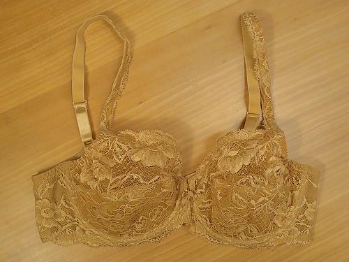 25P Bras from a friend