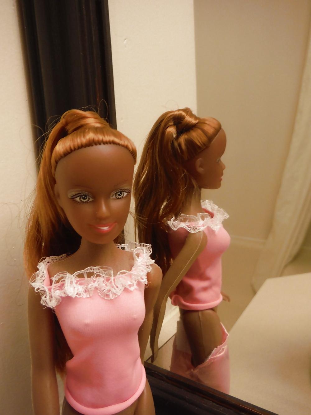 25P A Toy Doll with Nipples (Pokies) ???
