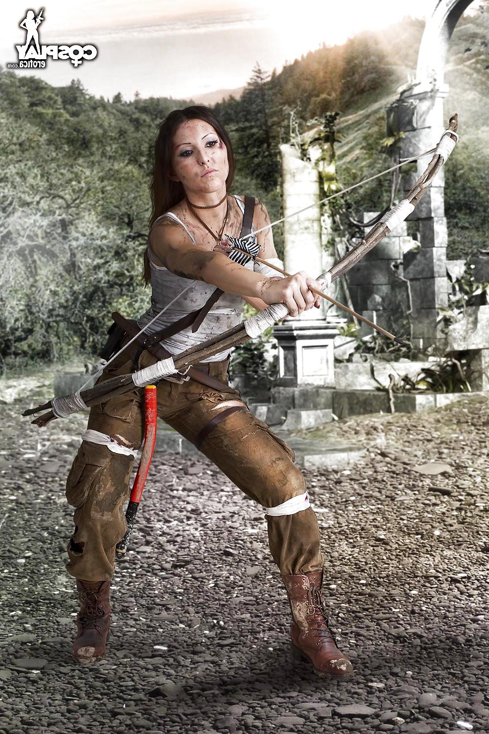 25P The Best of Lara Croft Cosplay