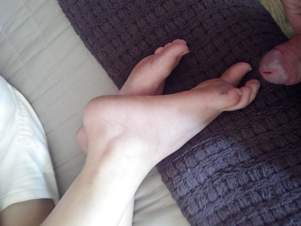 20P Playing with her feet