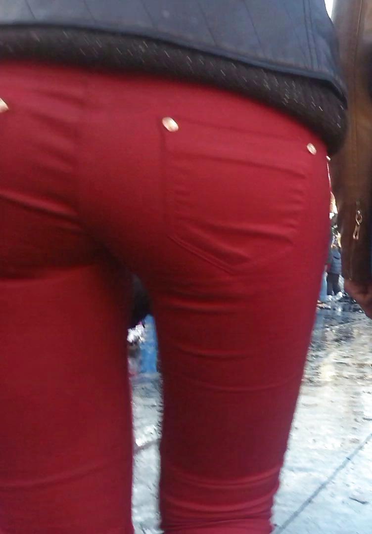 14P Spy sexy girls ass romanian