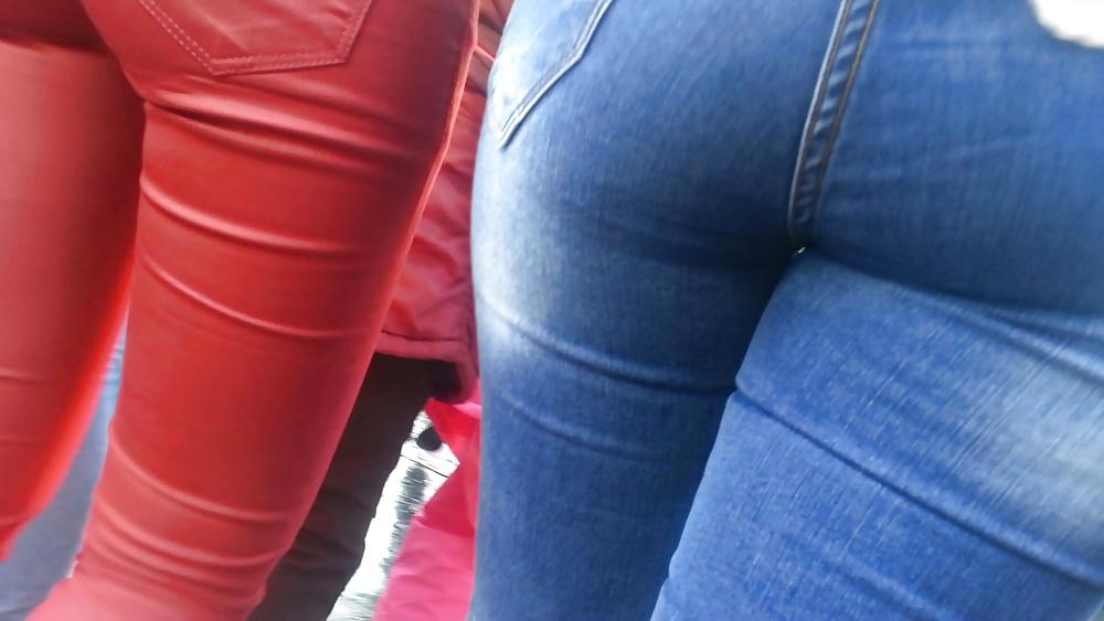 14P Spy sexy girls ass romanian