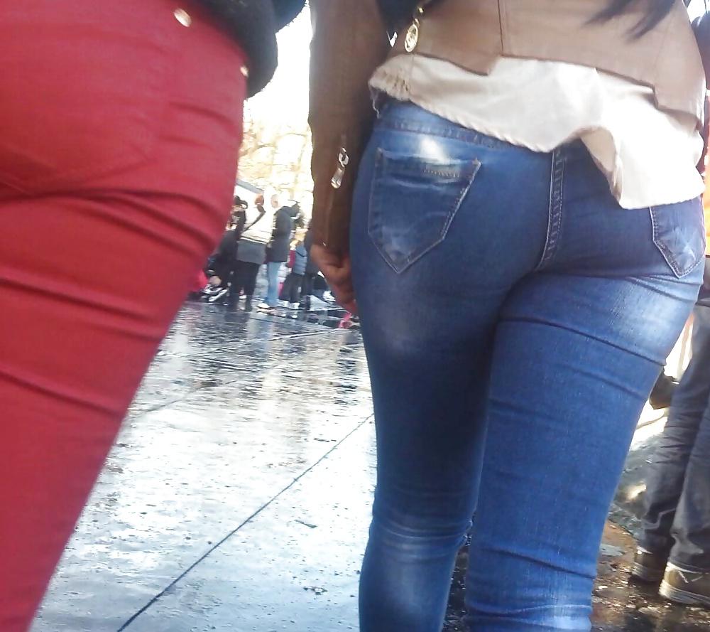 14P Spy sexy girls ass romanian