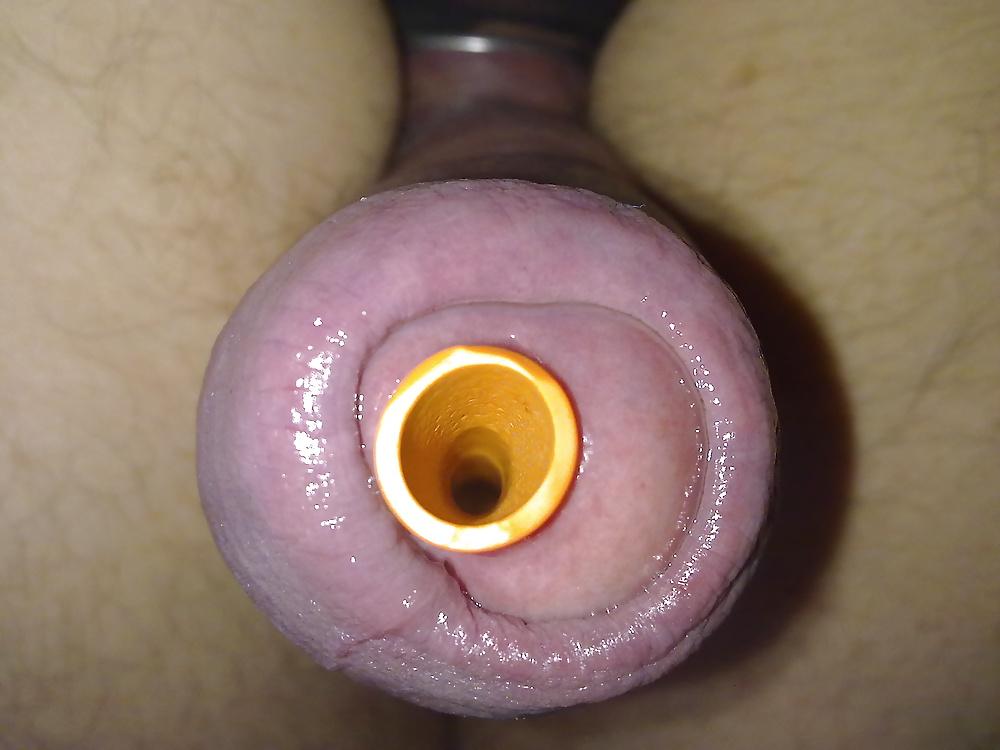 25P CloseUps of My Stretched-Open Cock Slit: Down The Glans