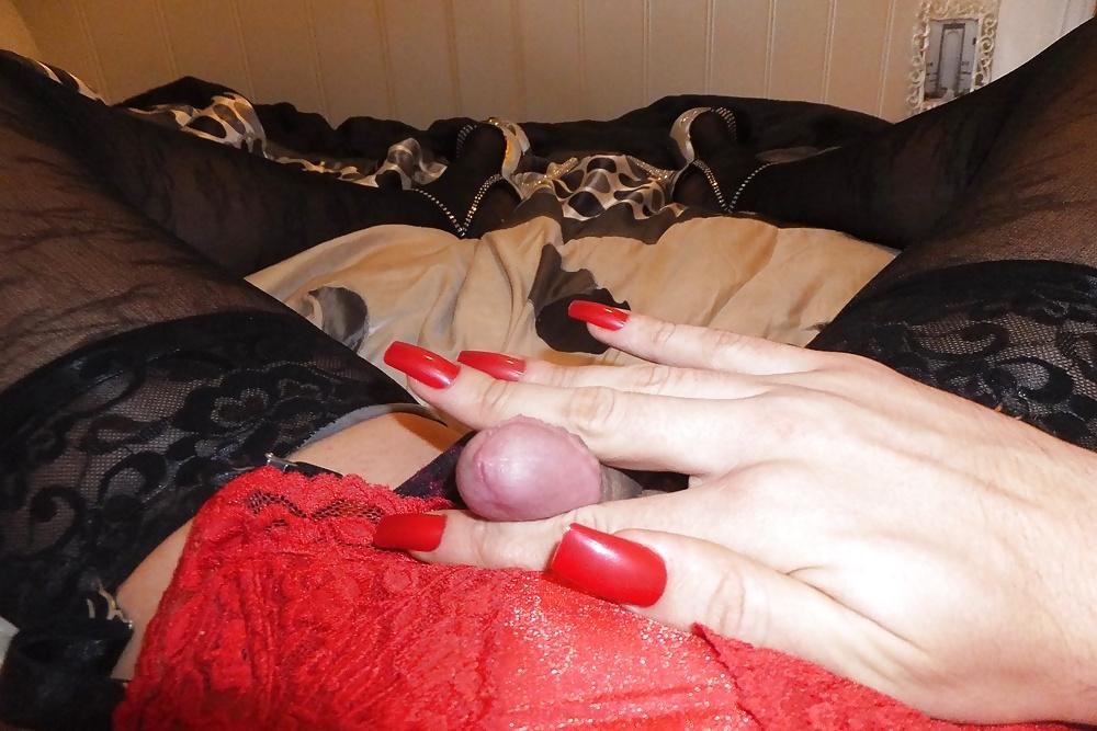 25P Heels,stockings & Red nails