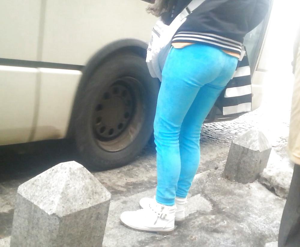 25P Spy leggigns, feet, ass sexy women romanian