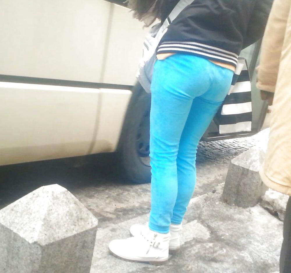 25P Spy leggigns, feet, ass sexy women romanian