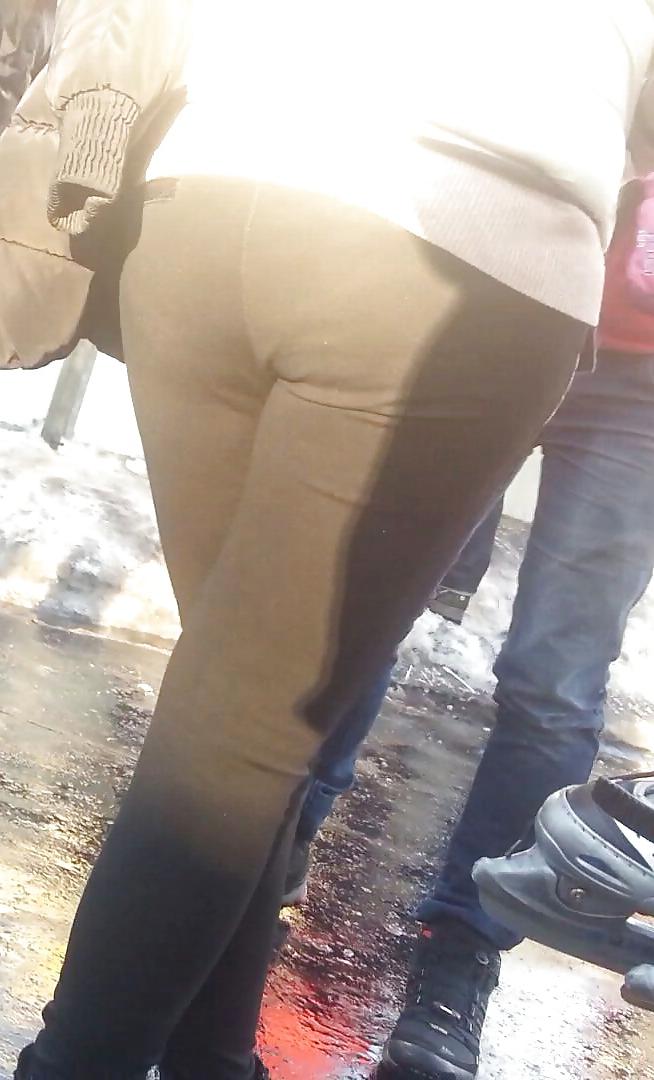 25P Spy leggigns, feet, ass sexy women romanian