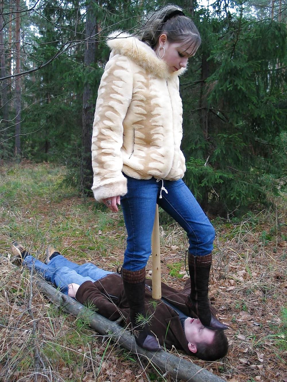 25P Mistress in Jeans 