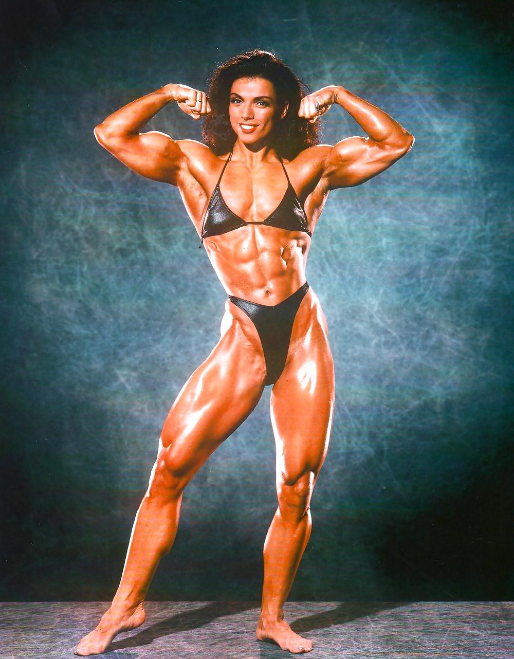 11P Sharon Bruneau - female bodybuilder