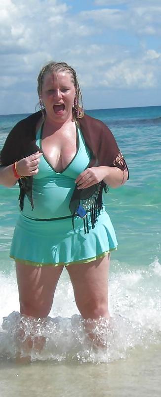 25P My canadian slut